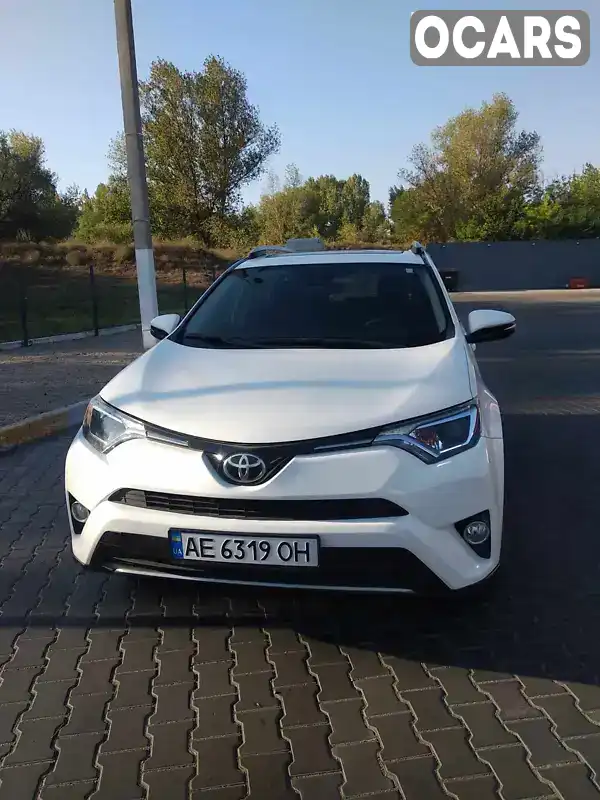 Внедорожник / Кроссовер Toyota RAV4 2017 2.49 л. Автомат обл. Днепропетровская, Каменское (Днепродзержинск) - Фото 1/10