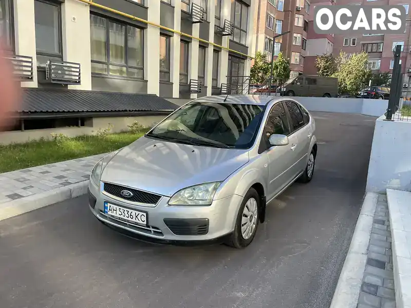 Хэтчбек Ford Focus 2005 1.6 л. Ручная / Механика обл. Киевская, Васильков - Фото 1/9