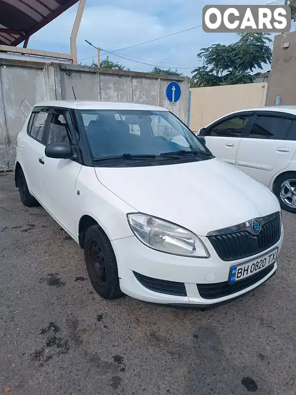 Хетчбек Skoda Fabia 2012 1.2 л. Ручна / Механіка обл. Одеська, Одеса - Фото 1/19