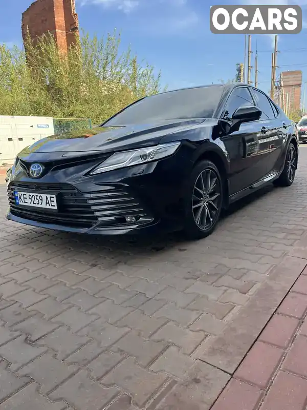 Седан Toyota Camry 2021 2.49 л. Автомат обл. Дніпропетровська, Кривий Ріг - Фото 1/21