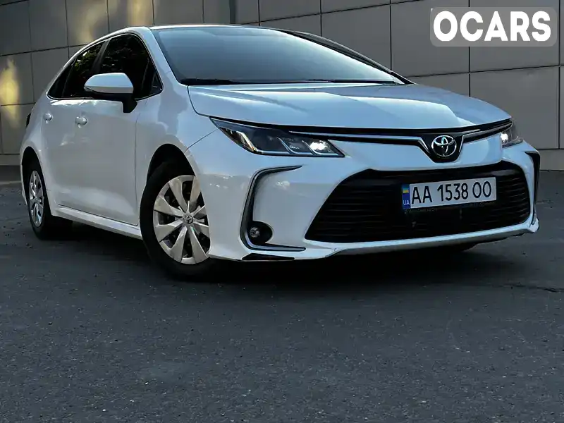 Седан Toyota Corolla 2019 1.6 л. Ручная / Механика обл. Черкасская, Черкассы - Фото 1/18