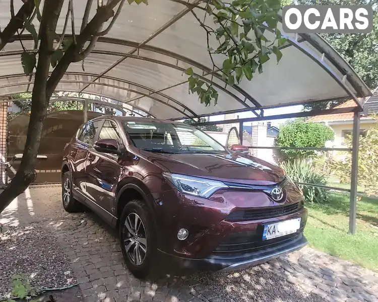 Внедорожник / Кроссовер Toyota RAV4 2017 1.99 л. Автомат обл. Киевская, Киев - Фото 1/11