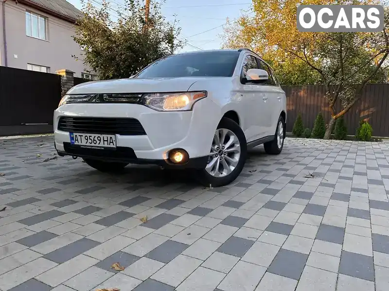 Внедорожник / Кроссовер Mitsubishi Outlander 2013 3 л. Автомат обл. Ивано-Франковская, Ивано-Франковск - Фото 1/21