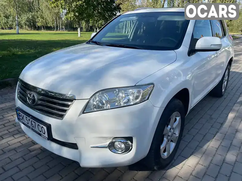 Внедорожник / Кроссовер Toyota RAV4 2011 2.23 л. Ручная / Механика обл. Ровенская, Ровно - Фото 1/21