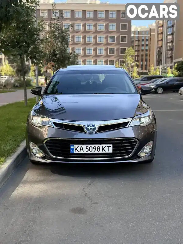 Седан Toyota Avalon 2012 2.5 л. Типтроник обл. Киевская, Киев - Фото 1/21