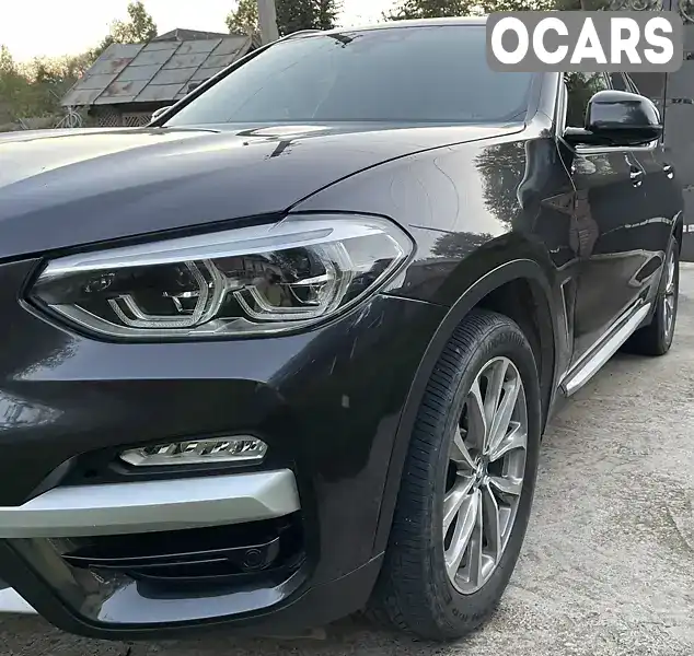 Позашляховик / Кросовер BMW X3 2019 2 л. Автомат обл. Чернівецька, Чернівці - Фото 1/21