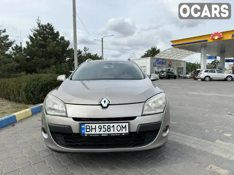 Универсал Renault Megane 2010 1.46 л. Ручная / Механика обл. Одесская, Измаил - Фото 1/13