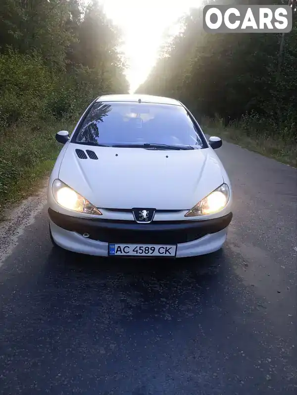 Хэтчбек Peugeot 206 2004 1.4 л. Ручная / Механика обл. Волынская, Шацк - Фото 1/9