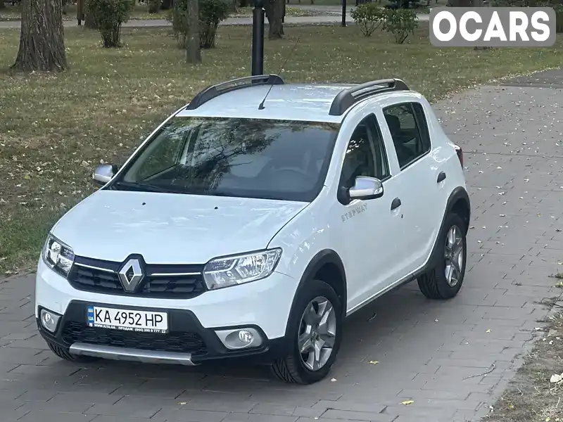 Хэтчбек Renault Sandero StepWay 2017 0.9 л. Робот обл. Киевская, Киев - Фото 1/21