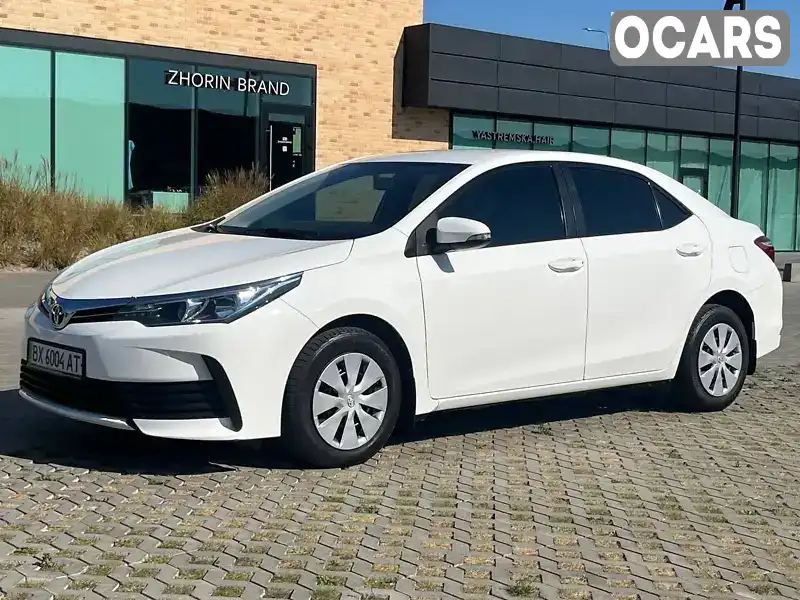 Седан Toyota Corolla 2018 1.4 л. Ручная / Механика обл. Хмельницкая, Хмельницкий - Фото 1/21