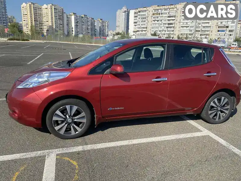 Хэтчбек Nissan Leaf 2015 null_content л. Автомат обл. Киевская, Киев - Фото 1/11