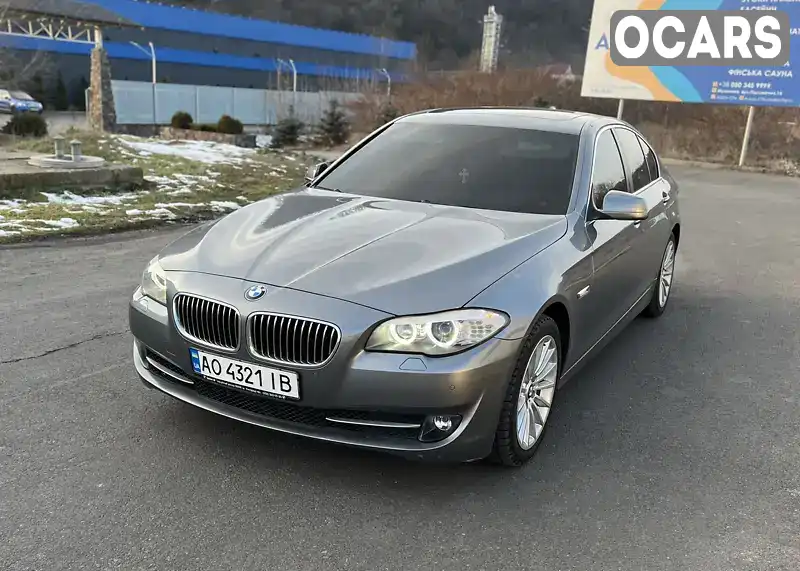 Седан BMW 5 Series 2012 3 л. Автомат обл. Закарпатська, Мукачево - Фото 1/21