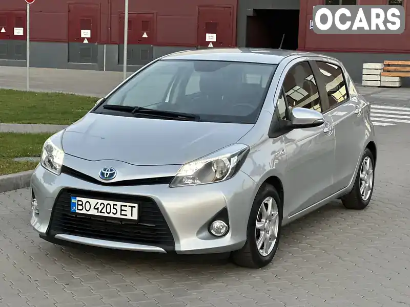 Хетчбек Toyota Yaris 2012 1.5 л. Автомат обл. Вінницька, Вінниця - Фото 1/21