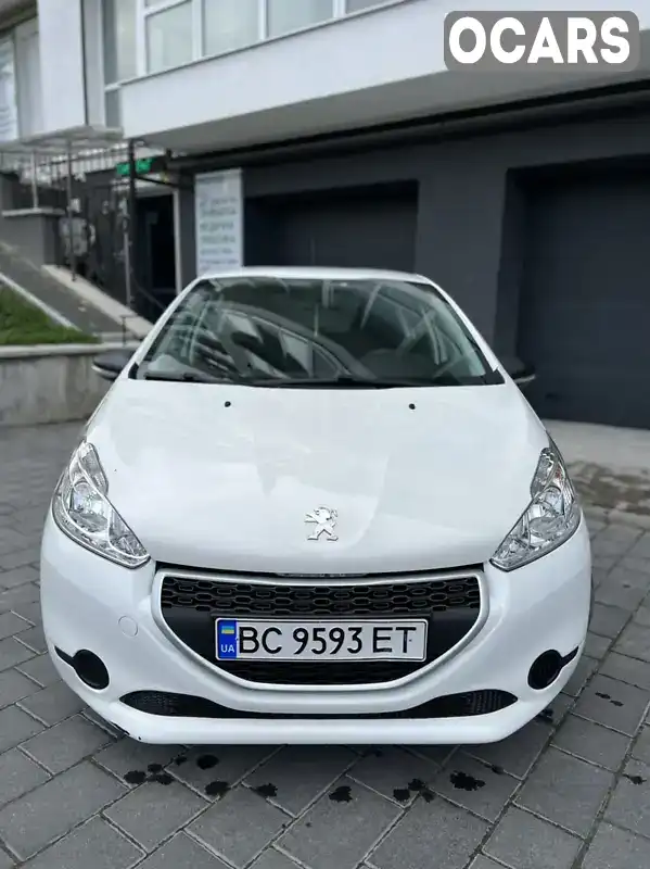 Хэтчбек Peugeot 208 2013 1.4 л. Ручная / Механика обл. Львовская, Трускавец - Фото 1/19