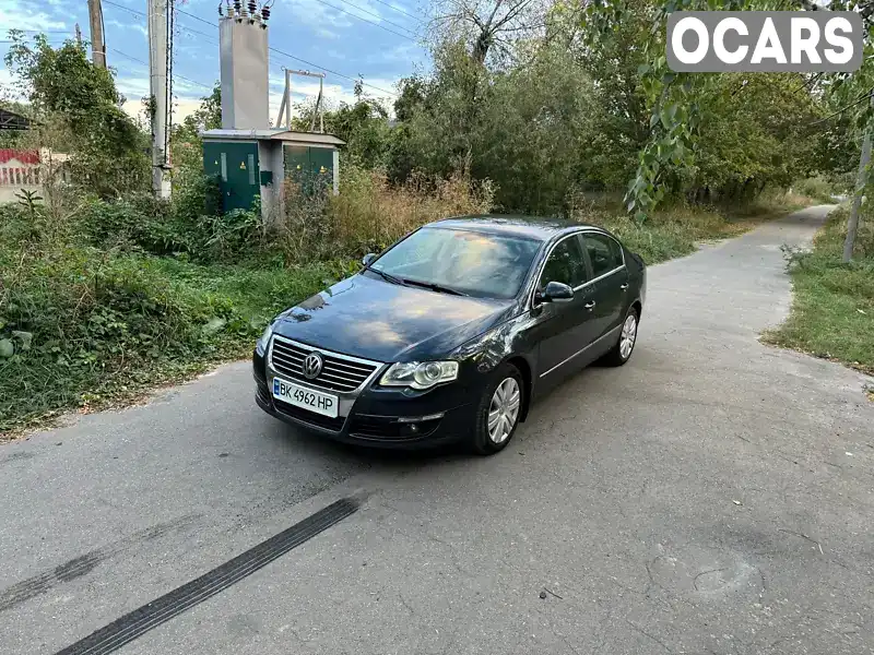 Седан Volkswagen Passat 2005 1.98 л. Ручна / Механіка обл. Рівненська, Дубно - Фото 1/21