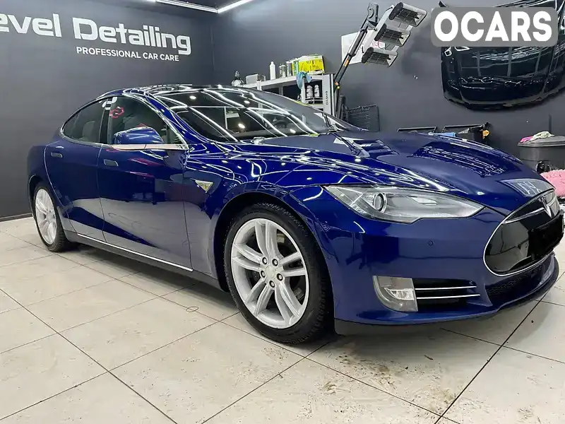 Ліфтбек Tesla Model S 2016 null_content л. обл. Вінницька, Вінниця - Фото 1/21