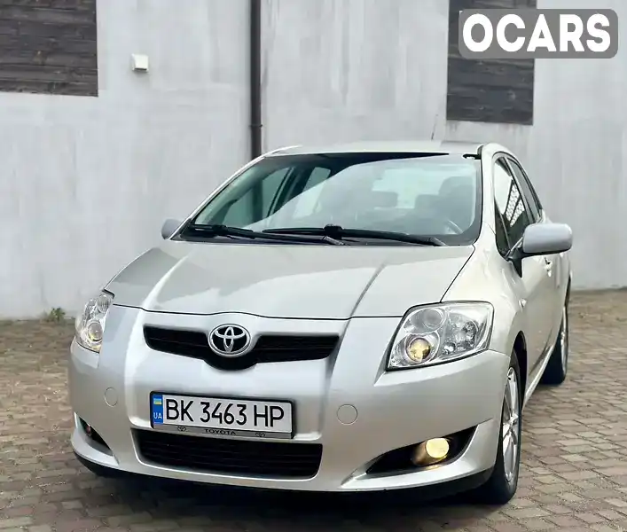 Хэтчбек Toyota Auris 2008 2 л. Ручная / Механика обл. Ровенская, Ровно - Фото 1/21