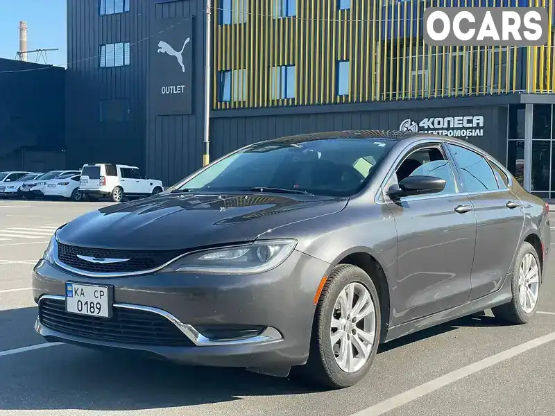 Седан Chrysler 200 2015 2.36 л. Автомат обл. Киевская, Киев - Фото 1/11