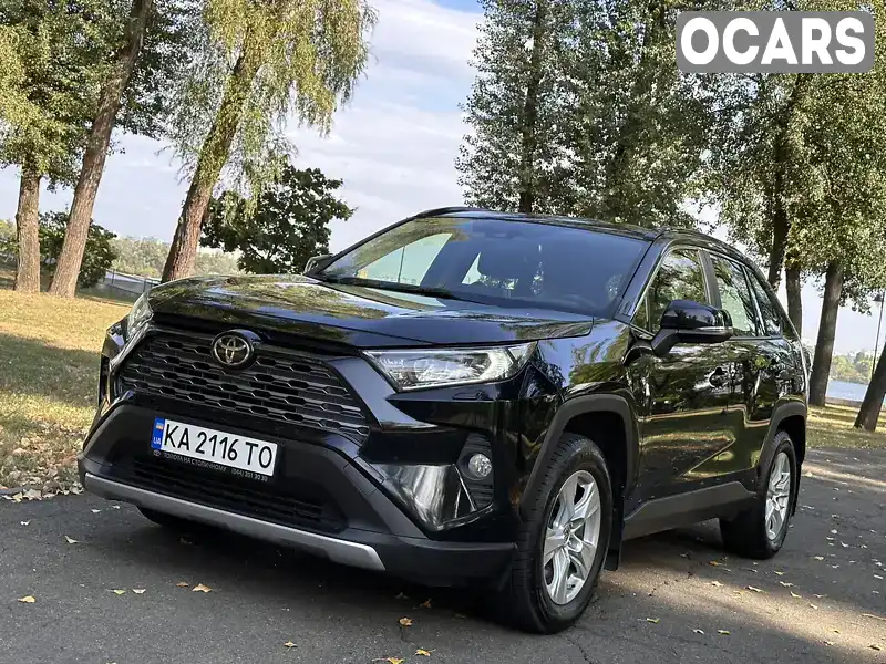 Внедорожник / Кроссовер Toyota RAV4 2021 1.99 л. Автомат обл. Киевская, Киев - Фото 1/21