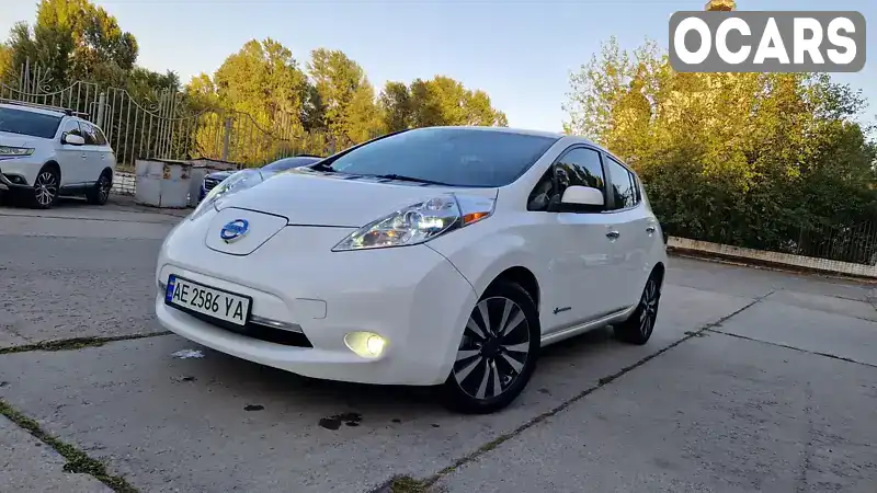 Хэтчбек Nissan Leaf 2016 null_content л. Автомат обл. Днепропетровская, Днепр (Днепропетровск) - Фото 1/21