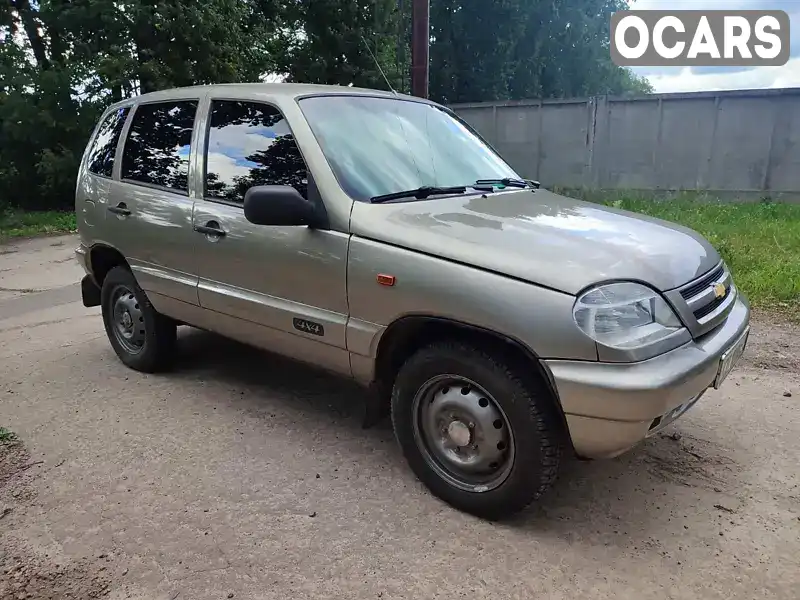 Внедорожник / Кроссовер Chevrolet Niva 2008 1.69 л. Ручная / Механика обл. Черниговская, Прилуки - Фото 1/14