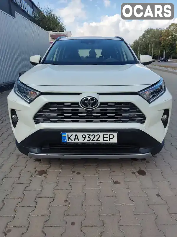 Позашляховик / Кросовер Toyota RAV4 2021 1.99 л. Автомат обл. Київська, Біла Церква - Фото 1/10