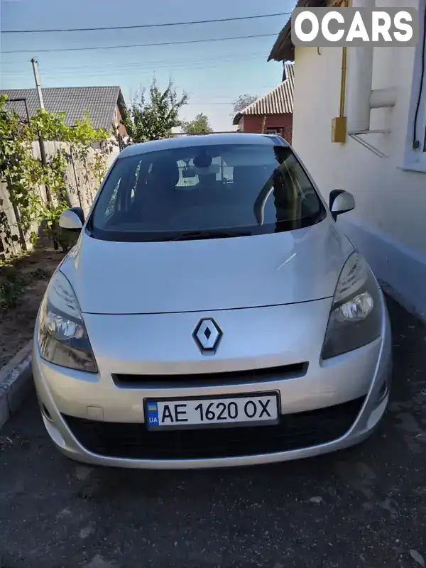 Минивэн Renault Megane Scenic 2011 1.5 л. Ручная / Механика обл. Днепропетровская, Павлоград - Фото 1/18