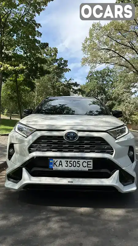 Позашляховик / Кросовер Toyota RAV4 2020 2.49 л. Варіатор обл. Київська, Київ - Фото 1/21