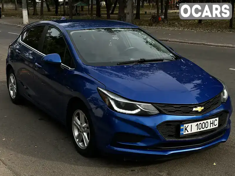 Хэтчбек Chevrolet Cruze 2017 1.36 л. Автомат обл. Киевская, Борисполь - Фото 1/17