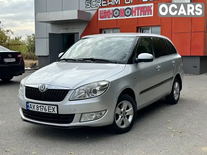 Универсал Skoda Fabia 2011 1.4 л. Ручная / Механика обл. Харьковская, Харьков - Фото 1/19