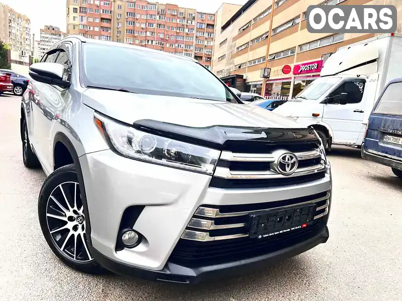 Позашляховик / Кросовер Toyota Highlander 2017 3.5 л. Автомат обл. Одеська, Одеса - Фото 1/21