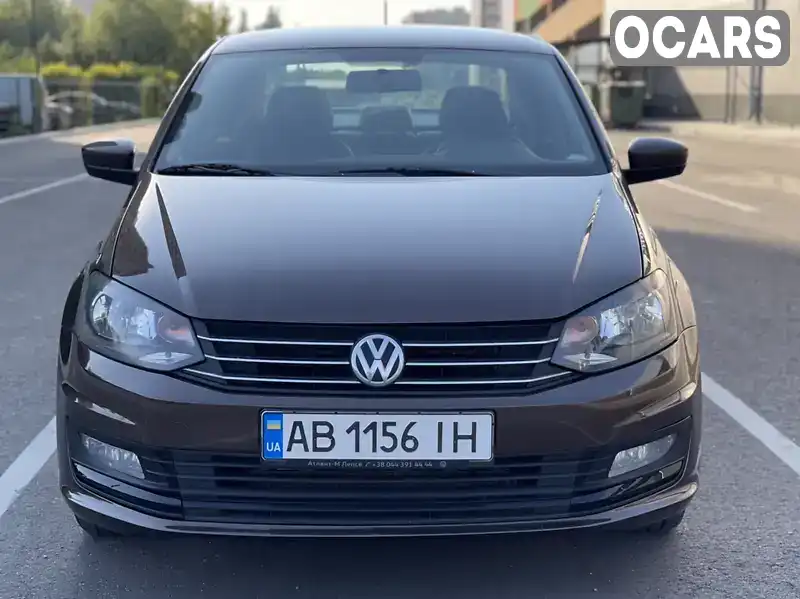 Седан Volkswagen Polo 2018 1.4 л. Ручна / Механіка обл. Дніпропетровська, Дніпро (Дніпропетровськ) - Фото 1/19