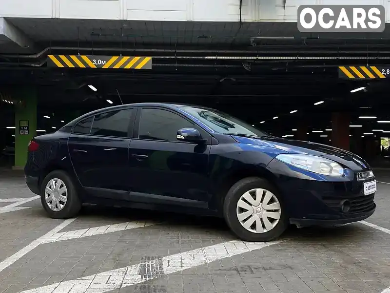 Седан Renault Fluence 2010 1.46 л. обл. Київська, Київ - Фото 1/21