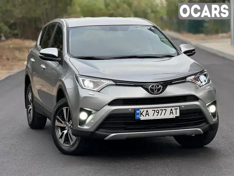 Позашляховик / Кросовер Toyota RAV4 2018 1.99 л. обл. Закарпатська, Ужгород - Фото 1/21