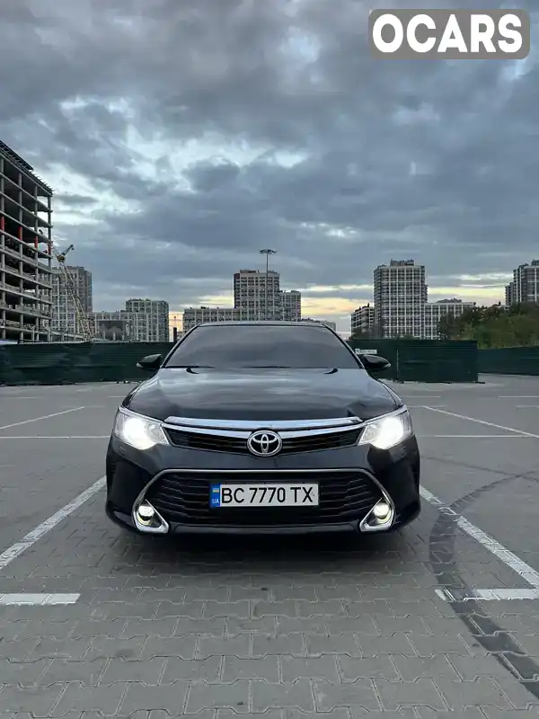 Седан Toyota Camry 2017 2.49 л. Автомат обл. Киевская, Киев - Фото 1/21