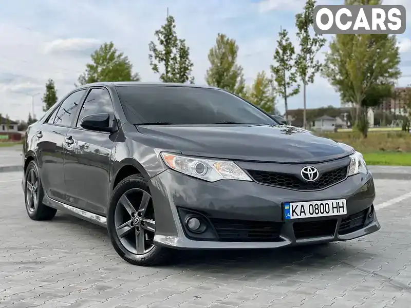 Седан Toyota Camry 2012 2.49 л. Автомат обл. Киевская, Киев - Фото 1/20