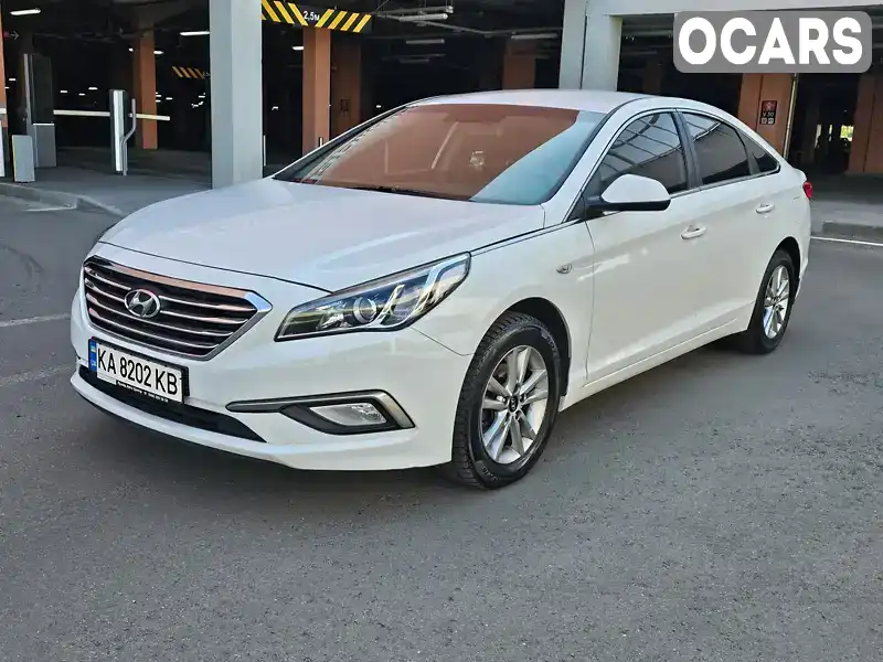 Седан Hyundai Sonata 2016 2 л. Автомат обл. Киевская, Киев - Фото 1/21