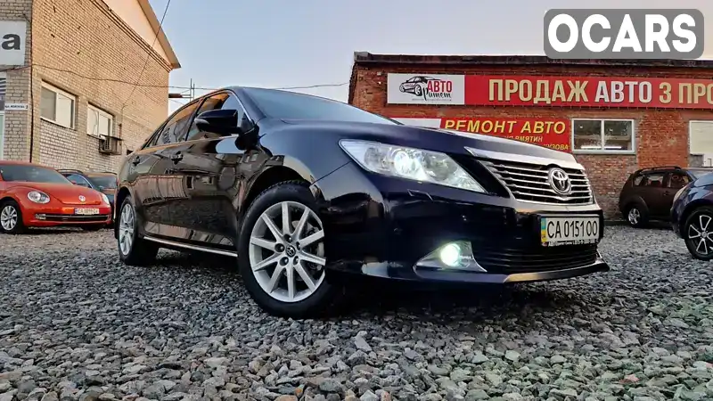 Седан Toyota Camry 2014 2.5 л. Автомат обл. Черкасская, Смела - Фото 1/21