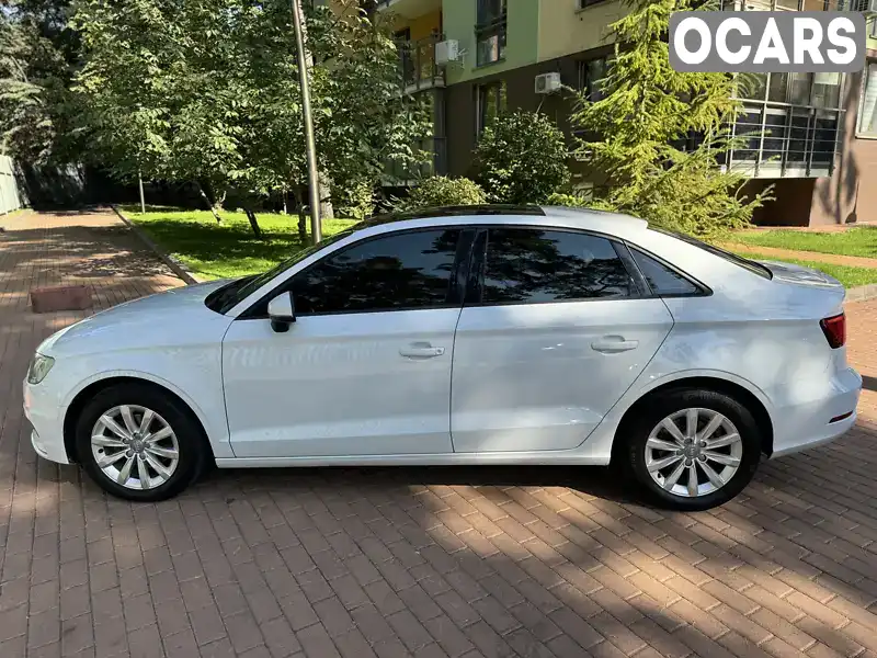 Седан Audi A3 2015 1.6 л. обл. Київська, Київ - Фото 1/4