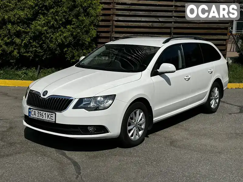 Універсал Skoda Superb 2014 2 л. Ручна / Механіка обл. Черкаська, Черкаси - Фото 1/21