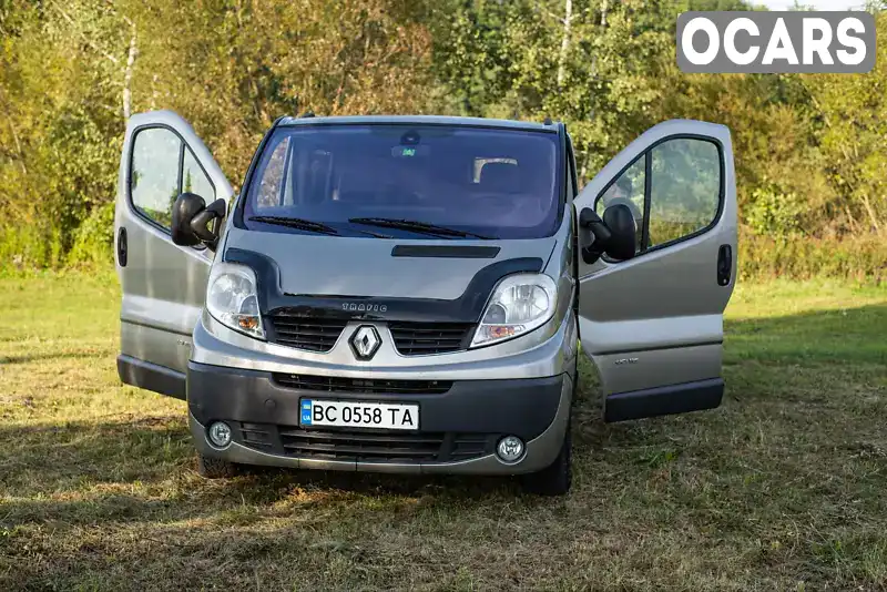 Мінівен Renault Trafic 2007 2 л. Ручна / Механіка обл. Львівська, Городок - Фото 1/21