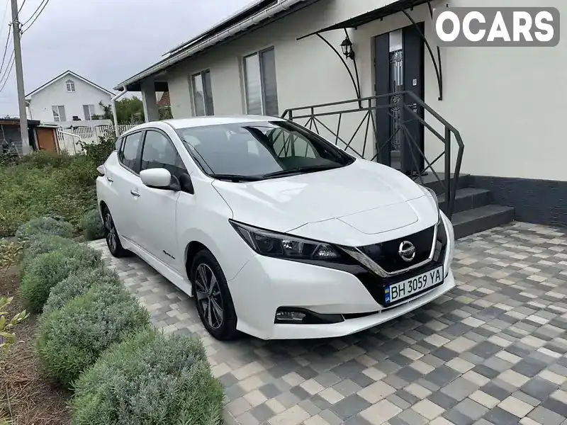 Хэтчбек Nissan Leaf 2018 null_content л. Автомат обл. Одесская, Одесса - Фото 1/9