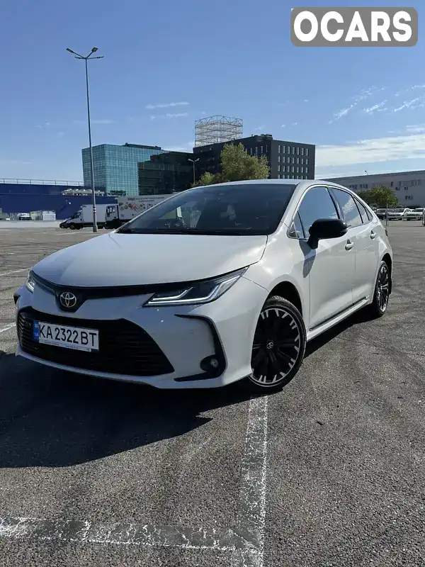 Седан Toyota Corolla 2021 1.6 л. Вариатор обл. Киевская, Киев - Фото 1/21