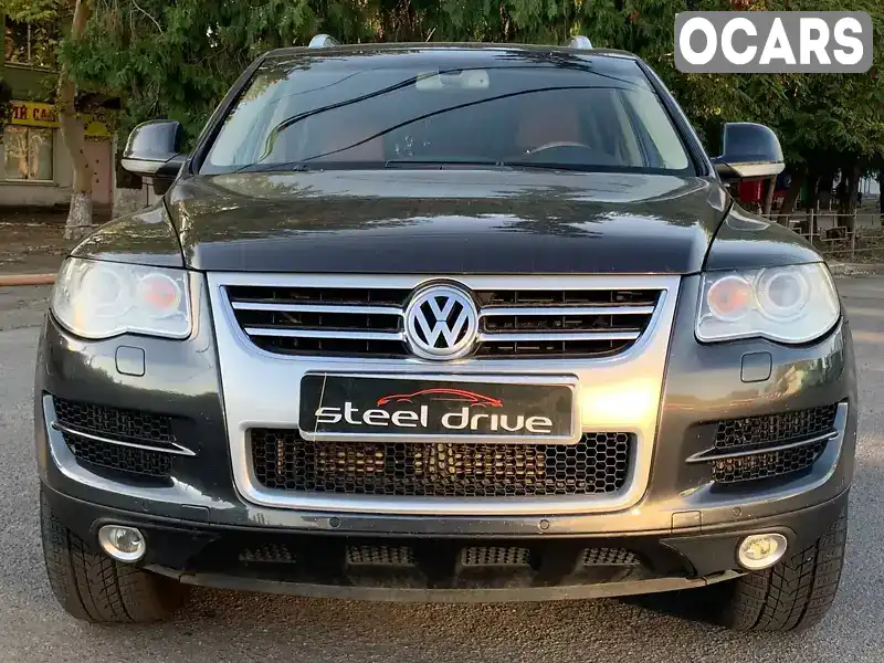 Позашляховик / Кросовер Volkswagen Touareg 2008 3 л. Автомат обл. Миколаївська, Миколаїв - Фото 1/21