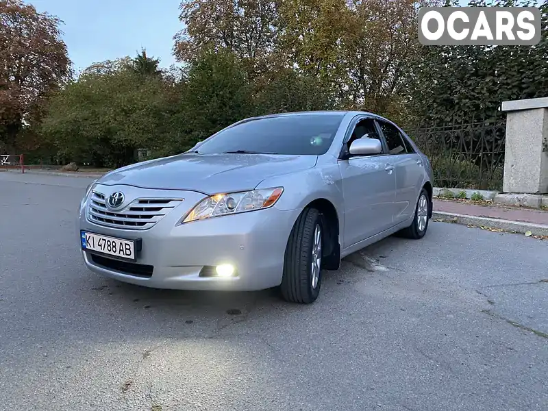 Седан Toyota Camry 2008 2.4 л. обл. Черкаська, Умань - Фото 1/21