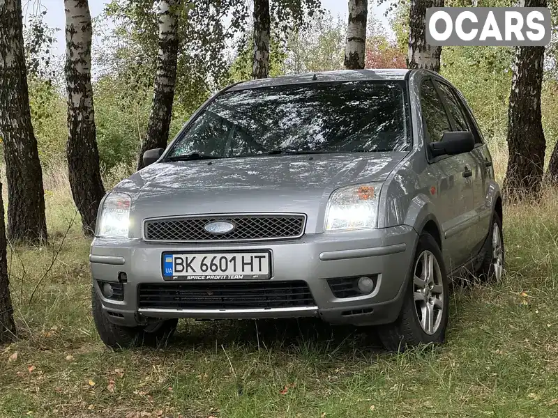 Хэтчбек Ford Fusion 2004 1.39 л. Ручная / Механика обл. Львовская, Львов - Фото 1/21