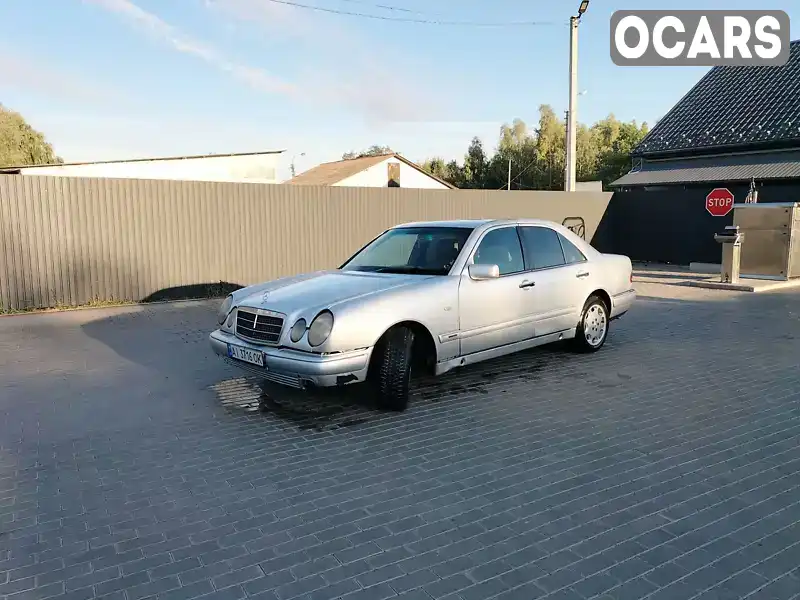 Седан Mercedes-Benz E-Class 1995 2.3 л. Автомат обл. Київська, Березань - Фото 1/10