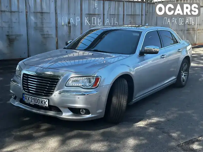 Седан Chrysler 300C 2012 3 л. Автомат обл. Киевская, Киев - Фото 1/21