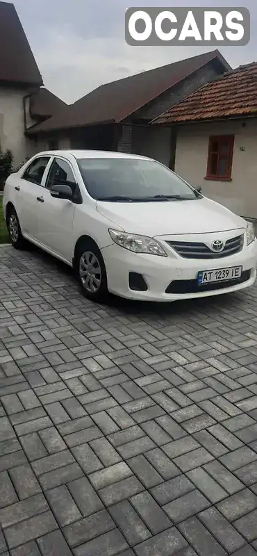 Седан Toyota Corolla 2010 1.4 л. Ручна / Механіка обл. Івано-Франківська, Коломия - Фото 1/21