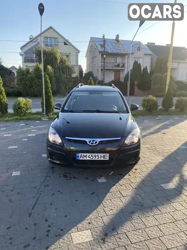 Універсал Hyundai i30 2010 1.6 л. Ручна / Механіка обл. Закарпатська, Ужгород - Фото 1/9